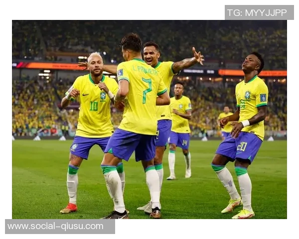 足球3313战术解析与球队发展策略探讨全面提升竞技水平的关键因素