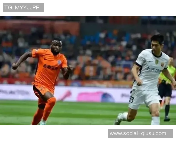 足球场上的灵异事件揭秘球迷们不敢相信的真实故事与传说 足球场上的灵异事件揭秘球迷们不敢相信的真实故事与传说